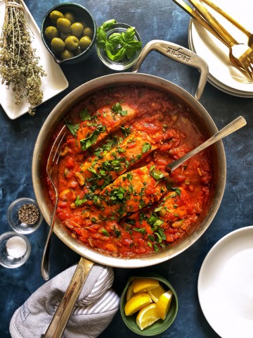 salmon puttanesca, in pan