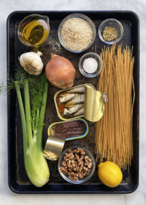sardine pasta con le sarde ingredients mise en place