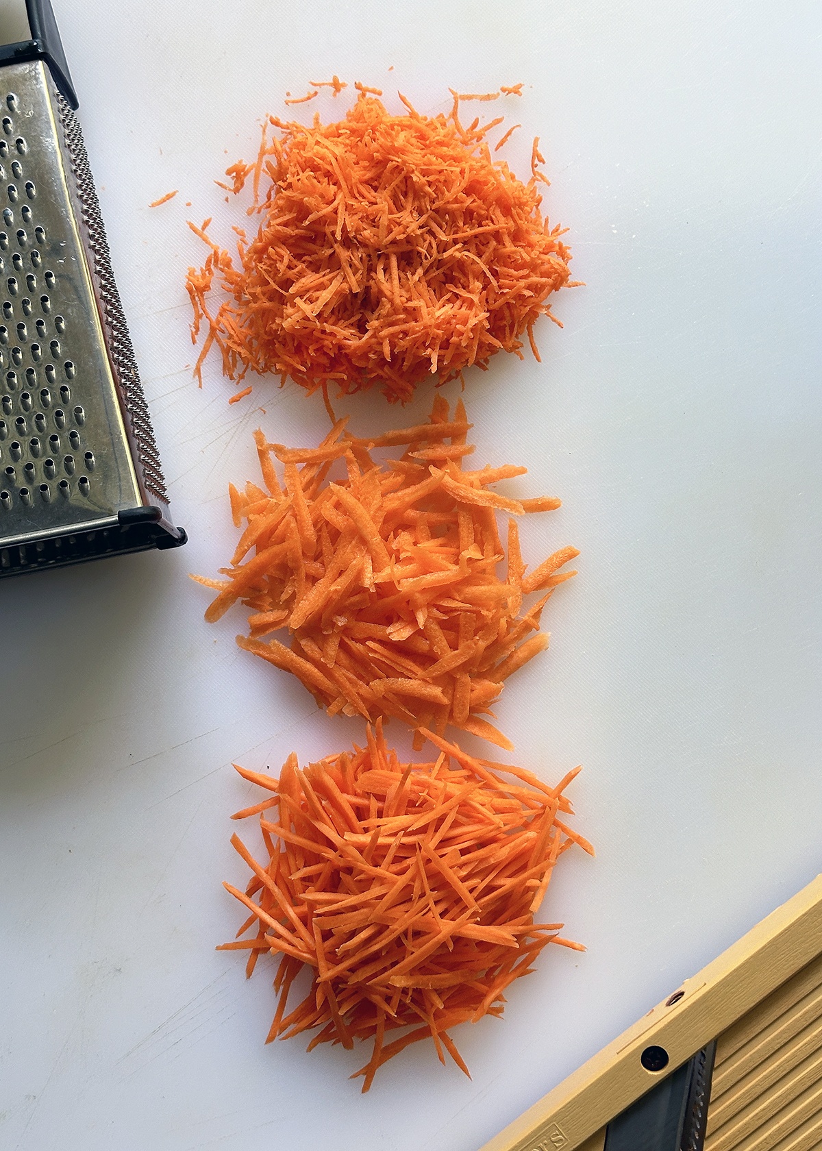finely shredded, coarse grated, fine julienned carrots