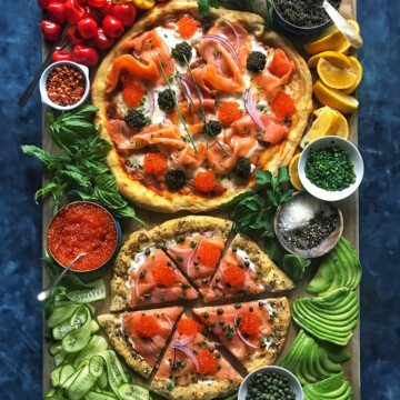 smoked salmon pizzas with caviar, 2 ways