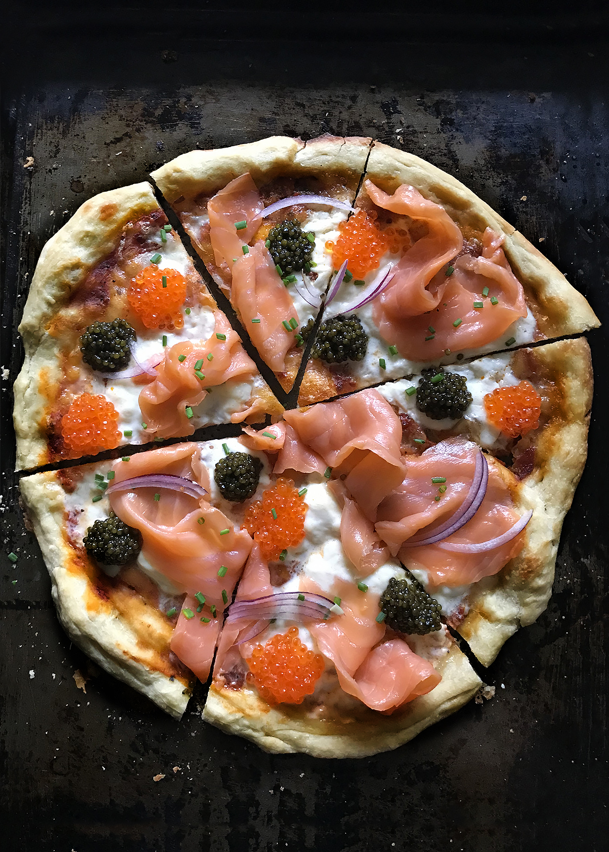 smoked salmon pizza, wolfgang puck style